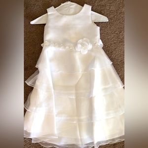 White flower girl dress. Size 4. Satin top, layered bottom, & flower detail.